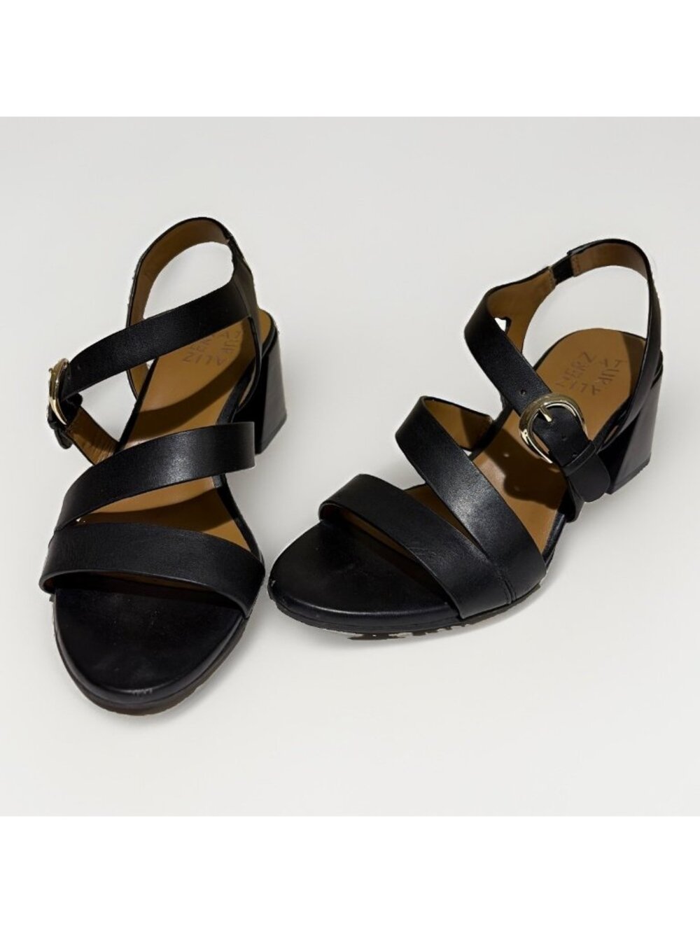 Naturalizer Veva Leather Sandals Size 6 Black Chunky Block Heel Strappy EUC